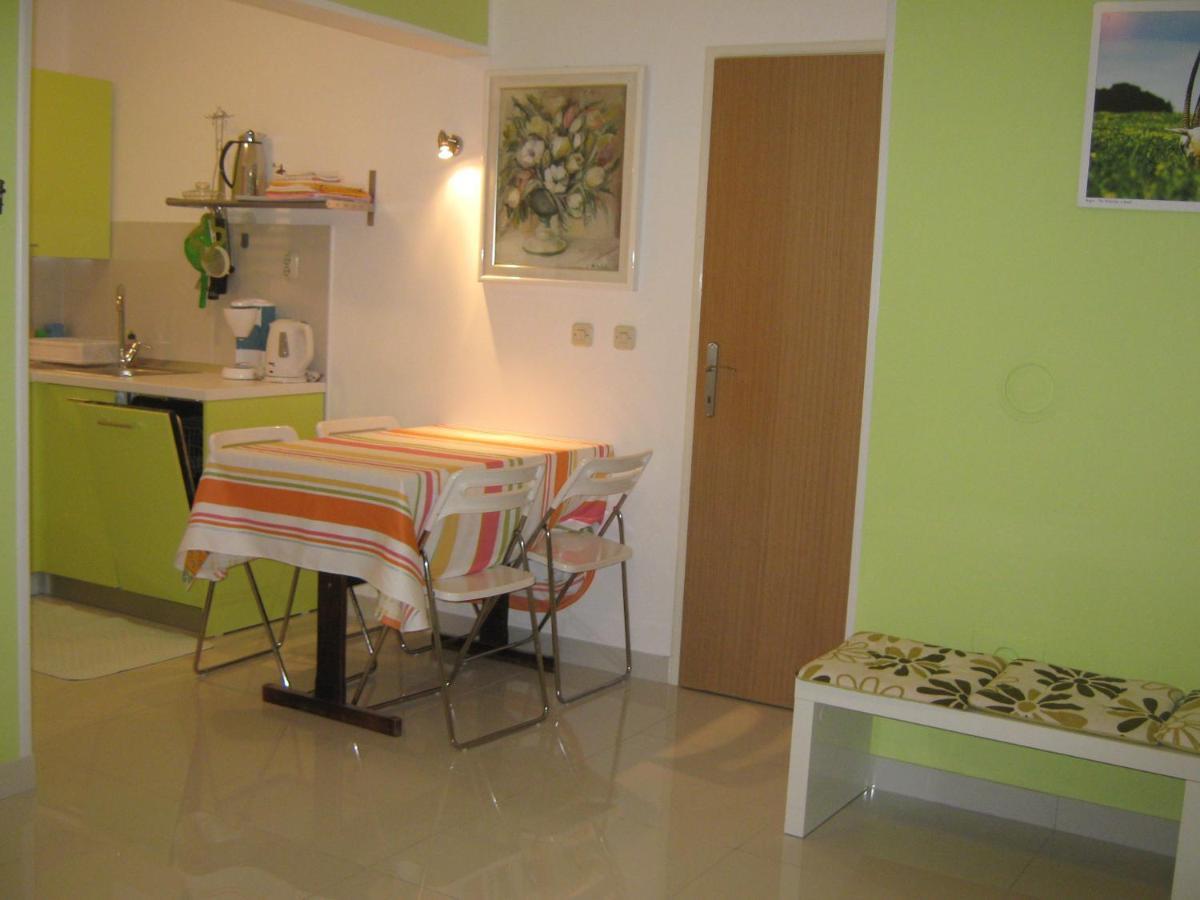 Guest House Bizjak Vinkuran Exterior foto