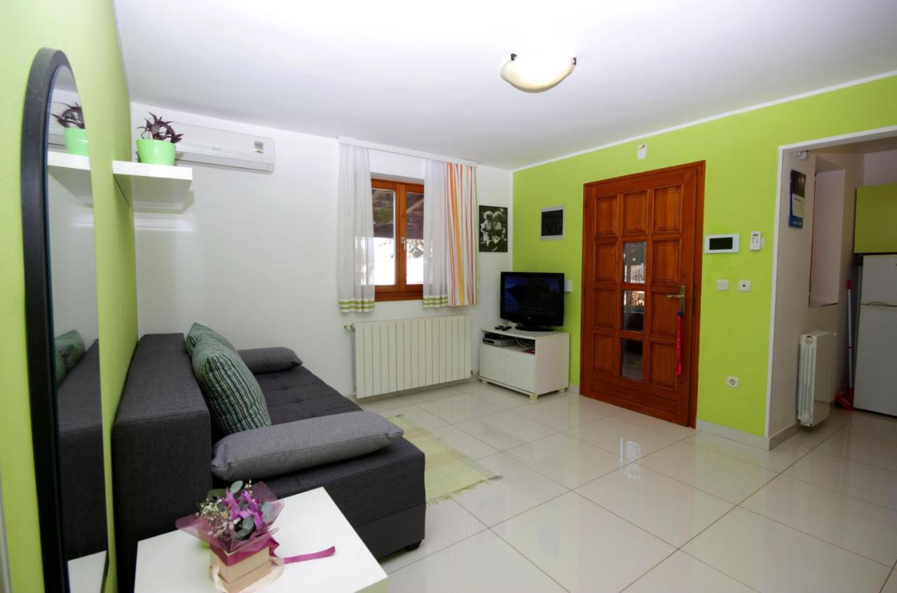 Guest House Bizjak Vinkuran Exterior foto