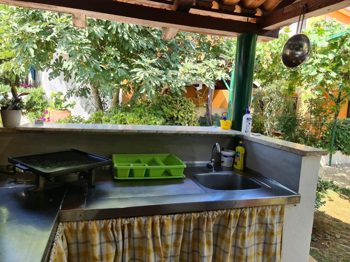 Guest House Bizjak Vinkuran Exterior foto